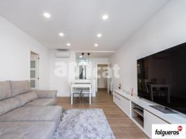 Flat, 101.00 m², near bus and train