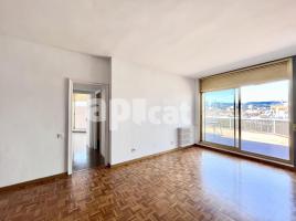 Piso, 214.00 m², cerca de bus y tren, Calle de Vilamarí, 38