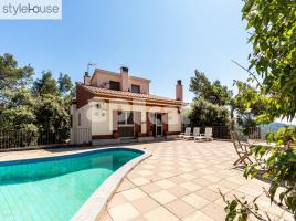 Houses (detached house), 516.00 m², near bus and train, Vacarisses