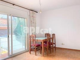 For rent flat, 56.00 m², near bus and train