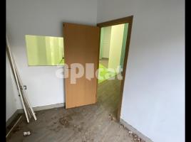 в аренду в Otro, 157.00 m², pядом автобусный и железнодорожный, почти новый, Ronda de Ramón Otero Pedrayo, 12