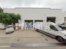 Nave industrial, 611 m²