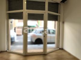 For rent business premises, 105.00 m², Calle de les Balears