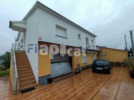 Casa (chalet / torre), 293.00 m²