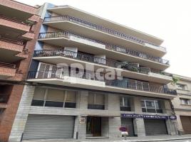 Local comercial, 94.00 m², prop de bus i tren, Travesía Travessia de la Creu