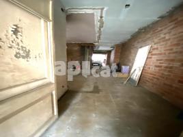 Local comercial, 94.00 m², prop de bus i tren, Travesía Travessia de la Creu