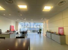 Oficina, 114.00 m², seminou