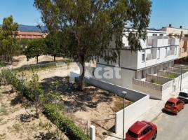 Houses (terraced house), 246.00 m², almost new, Calle JACINT VERDAGUER