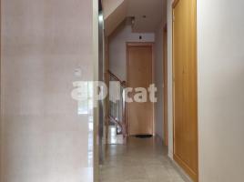 Pis, 137.00 m², حافلة قرب والقطار, جديد تقريبا, Calle del Migdia