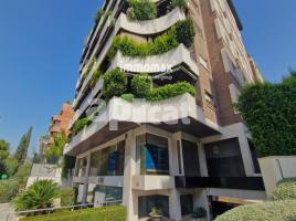 For rent business premises, 304 m², Zona