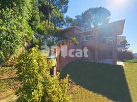 Casa (xalet / torre), 231.00 m²