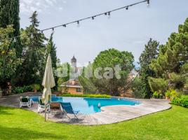 Houses (villa / tower), 415.00 m², almost new