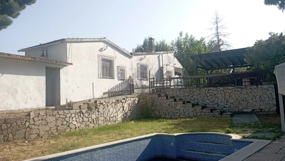 Houses (villa / tower), 100 m²