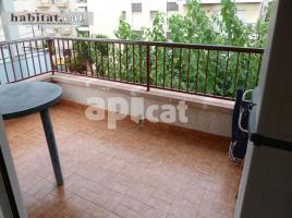 Flat, 82.00 m², near bus and train