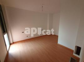 Pis, 123.00 m², prop de bus i tren, seminou