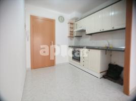 Pis, 36.00 m², حافلة قرب والقطار