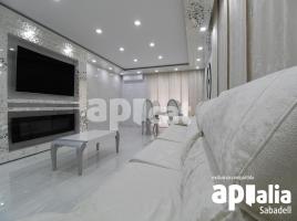  (unifamiliar aïllada), 248.00 m², حافلة قرب والقطار, Barberà del Vallès