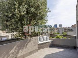 Attic, 340.00 m², near bus and train, Eixample