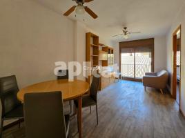 Apartament, 52.00 m², prop de bus i tren, Princep de Viana-Clot