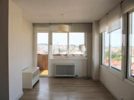 For rent flat, 108.00 m², near bus and train, Travesía Travessia de la Creu