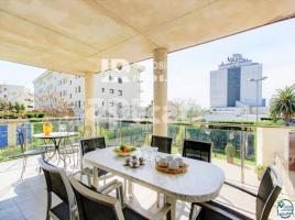 Apartament, 82 m², Zona