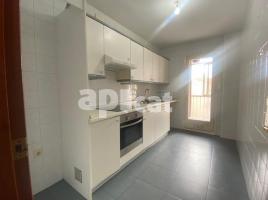 Piso, 106.00 m², cerca de bus y tren, Mariola