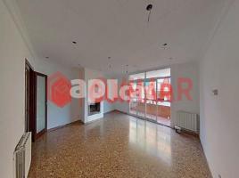 Flat, 129.00 m², near bus and train