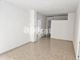 Pis, 77 m², seminou, Zona