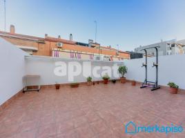 Pis, 93.00 m², prop de bus i tren, El Castell-Poble Vell