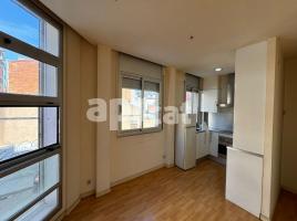 Apartamento, 55.00 m², cerca de bus y tren, seminuevo, Calle de Sant Sebastià