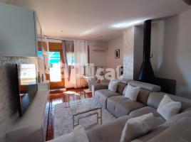  (xalet / torre), 330.00 m²