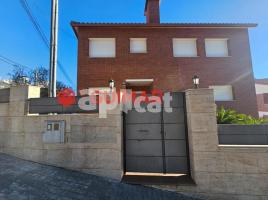 Casa (unifamiliar aislada), 546.00 m², cerca de bus y tren, seminuevo, Torrent Ballester