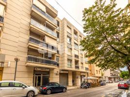 Flat, 85.00 m², almost new, Calle Josep Anselm Clavé