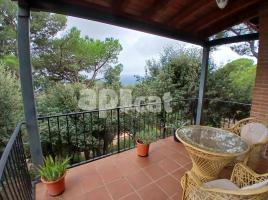 Houses (detached house), 240 m², almost new, Zona