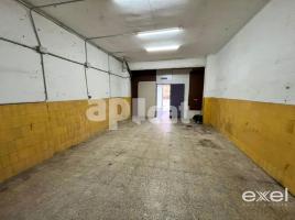 Local comercial, 76 m², Zona