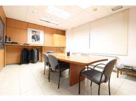 For rent office, 370.00 m²