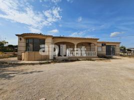 Casa (xalet / torre), 211.00 m², Calle Borda