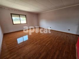 Casa (xalet / torre), 211.00 m², Calle Borda