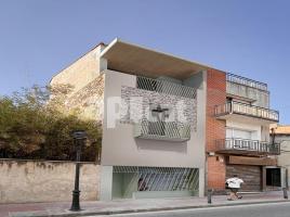 Casa (unifamiliar adossada), 210.00 m², seminou