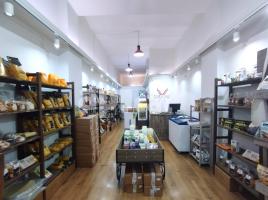 For rent business premises, 52.00 m², near bus and train, Calle de Rocafort, 139