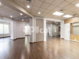 إيجار , 410.00 m², حافلة قرب والقطار, Calle de Nàpols