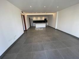 Pis, 129.45 m², nou