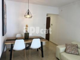 Apartament, 65.00 m², prop de bus i tren, Calle Marinada