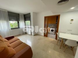 Apartamento, 57.00 m², cerca de bus y tren, seminuevo, Avenida d'Álvarez de Castro