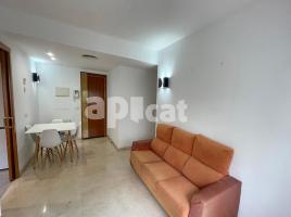 Apartamento, 57.00 m², cerca de bus y tren, seminuevo, Avenida d'Álvarez de Castro