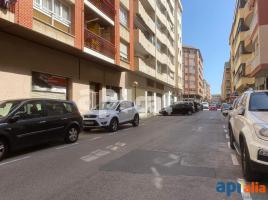 Local comercial, 69.00 m², cerca de bus y tren, Calle de València