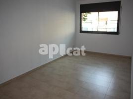 Pis, 81.00 m², seminou