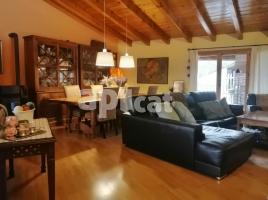 Casa (casa rural), 252.00 m², seminuevo, Calle Major Castellbo