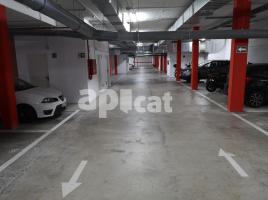 For rent parking, 12.00 m², Calle de Pi i Margall