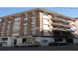 Local comercial, 76.00 m²